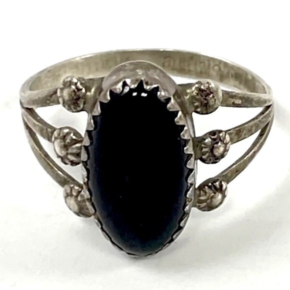 Navajo Old Pawn Vintage Sterling Silver Onyx Ring